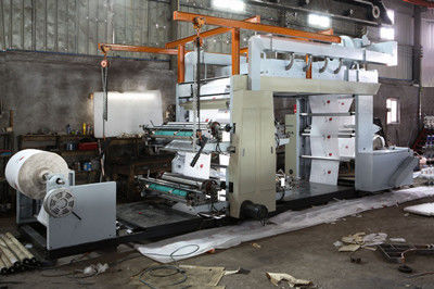 China Máquina impressora de papel adesiva do dobro da máquina de impressão de Flexo da cor do automóvel quatro fornecedor